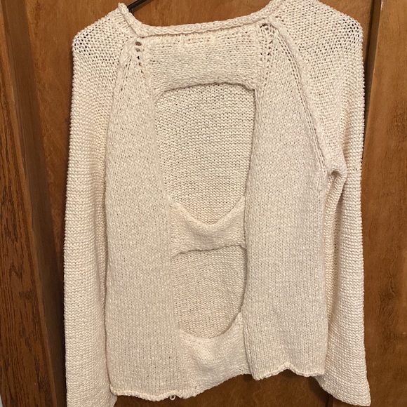Cream Elan Open Back Pullover Sweater (Large) - Picture 2 of 7